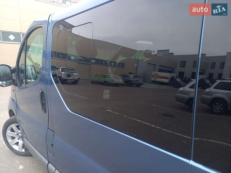 Минивэн Opel Vivaro 2011 в Черкассах