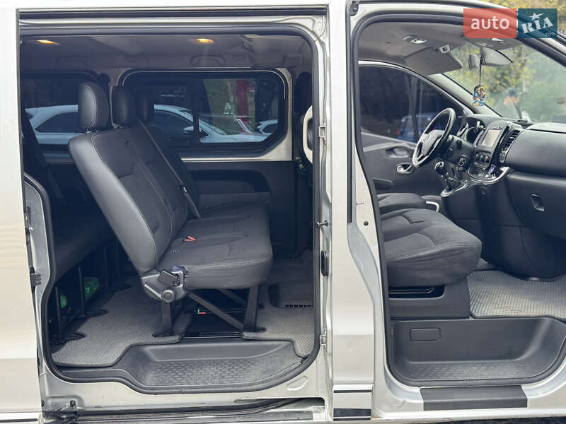 Минивэн Opel Vivaro 2017 в Харькове