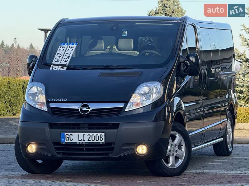 Минивэн Opel Vivaro 2011 в Дрогобыче