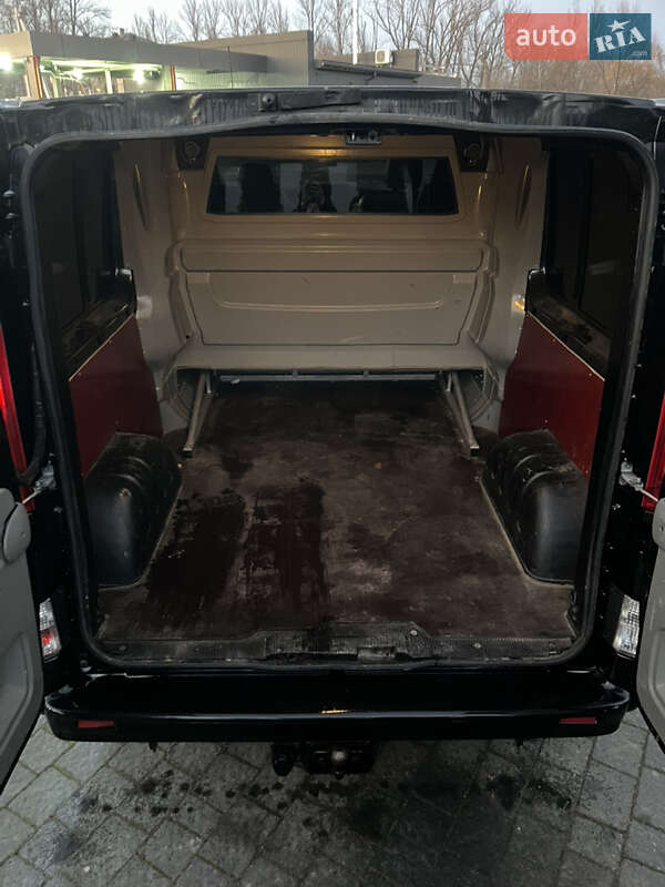 Минивэн Opel Vivaro 2013 в Надворной