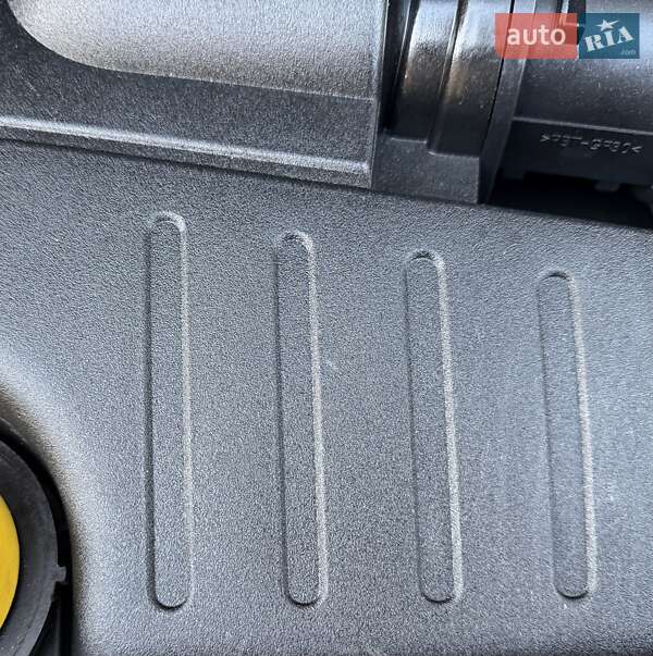 Минивэн Opel Vivaro 2012 в Львове