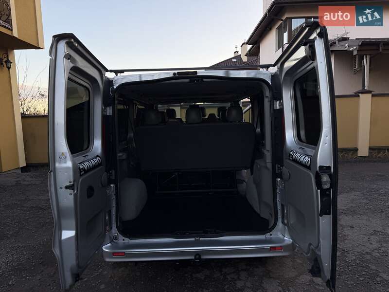 Минивэн Opel Vivaro 2012 в Львове