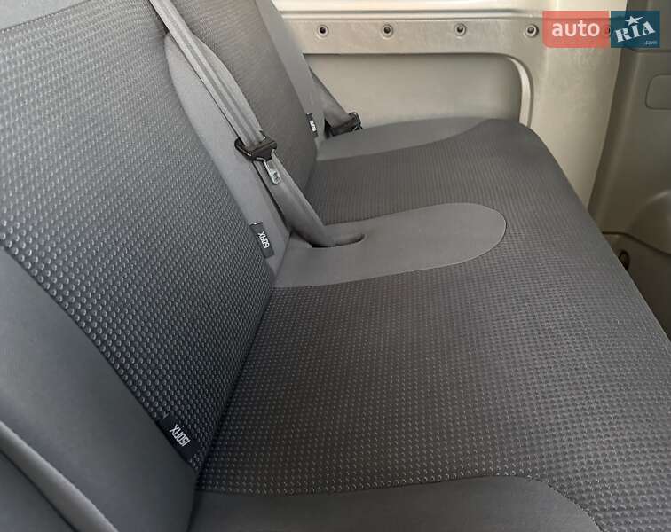 Минивэн Opel Vivaro 2012 в Львове