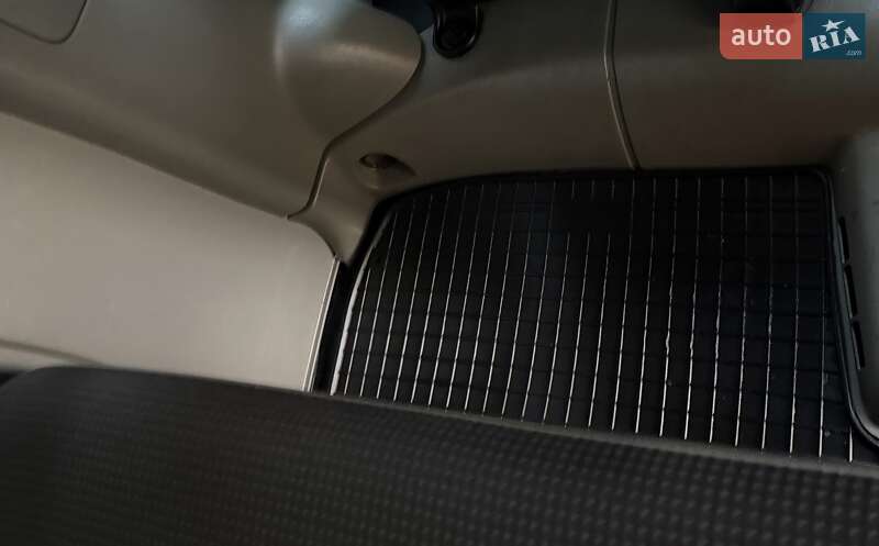 Минивэн Opel Vivaro 2012 в Львове