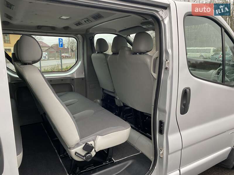 Минивэн Opel Vivaro 2013 в Виннице