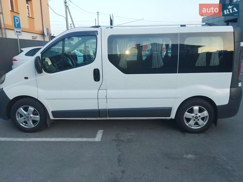 Минивэн Opel Vivaro 2006 в Киеве