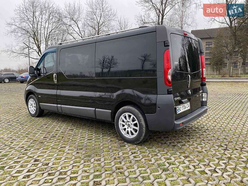 Минивэн Opel Vivaro 2008 в Коломые