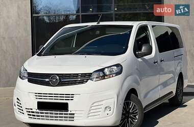 Мінівен Opel Vivaro 2019 в Ужгороді