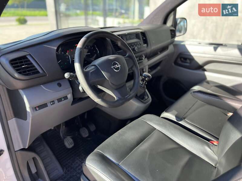 Мінівен Opel Vivaro 2019 в Ужгороді