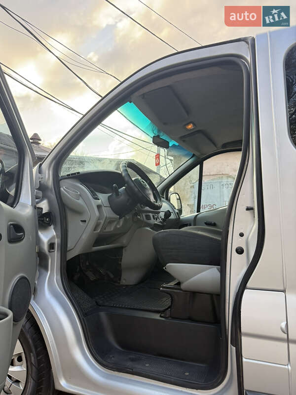 Минивэн Opel Vivaro 2005 в Измаиле фото 12 Минивэн Opel Vivaro 2005 в Измаиле