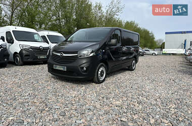 Грузовой фургон Opel Vivaro 2016 в Ровно
