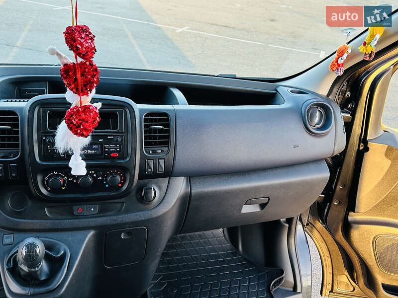 Минивэн Opel Vivaro 2018 в Харькове