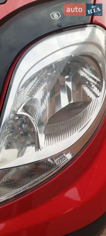 Грузовой фургон Opel Vivaro 2013 в Радомышле фото 3 Грузовой фургон Opel Vivaro 2013 в Радомышле