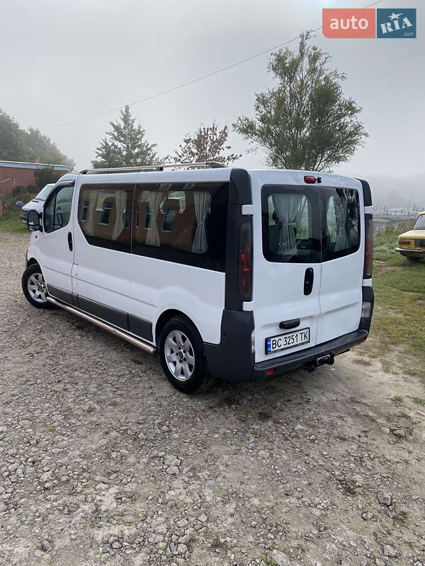 Мінівен Opel Vivaro 2004 в Новояворівську фото 3 Мінівен Opel Vivaro 2004 в Новояворівську