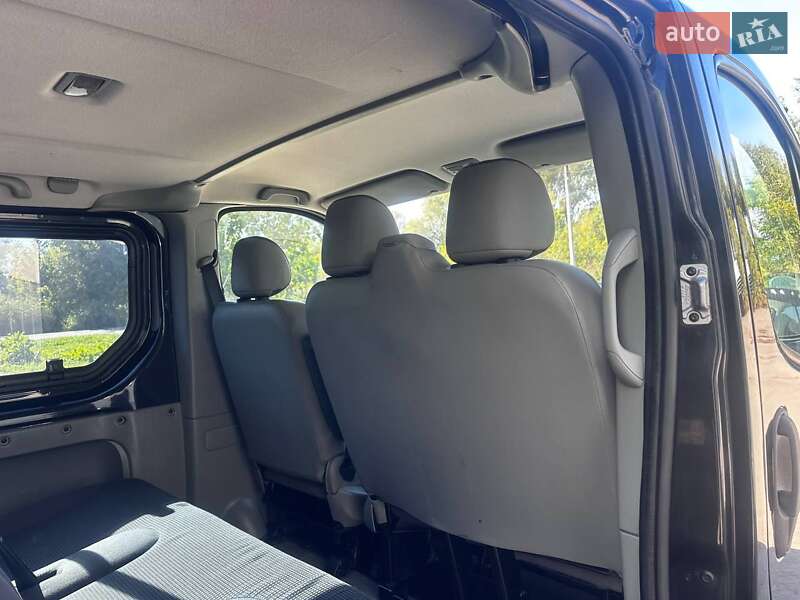 Мінівен Opel Vivaro 2008 в Дубні