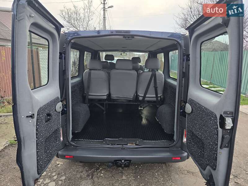 Мінівен Opel Vivaro 2006 в Запоріжжі