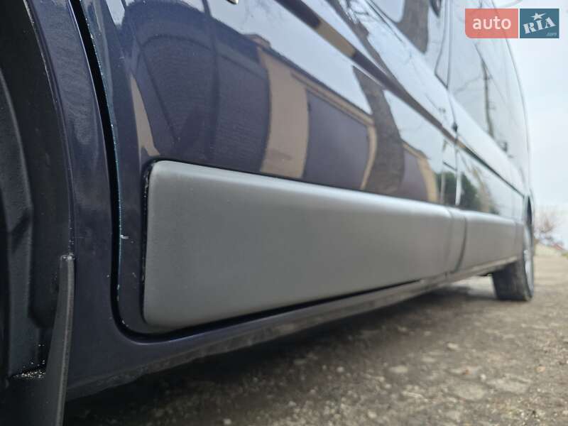 Мінівен Opel Vivaro 2006 в Запоріжжі