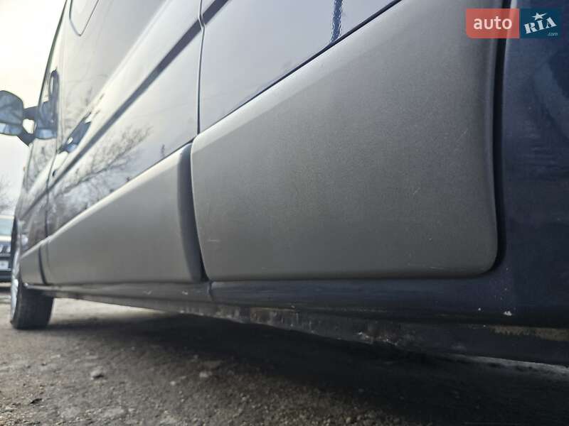 Мінівен Opel Vivaro 2006 в Запоріжжі