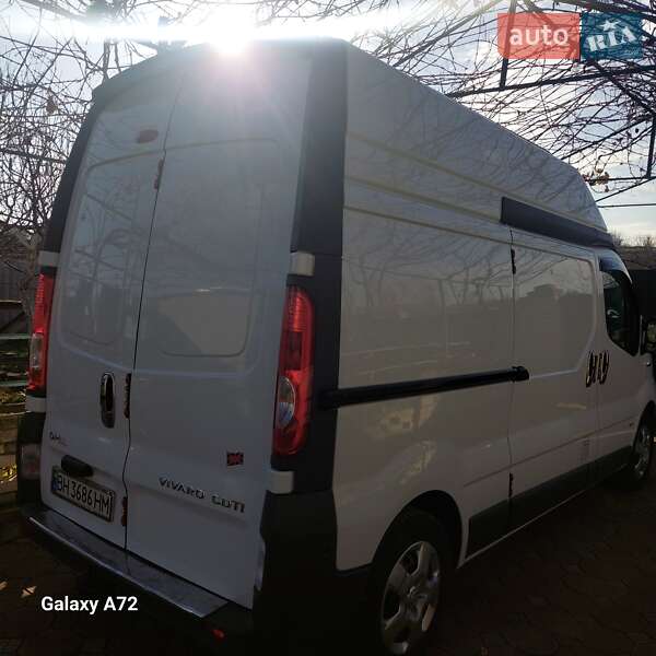 Вантажний фургон Opel Vivaro 2012 в Захарівці