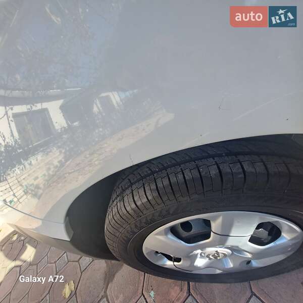 Вантажний фургон Opel Vivaro 2012 в Захарівці