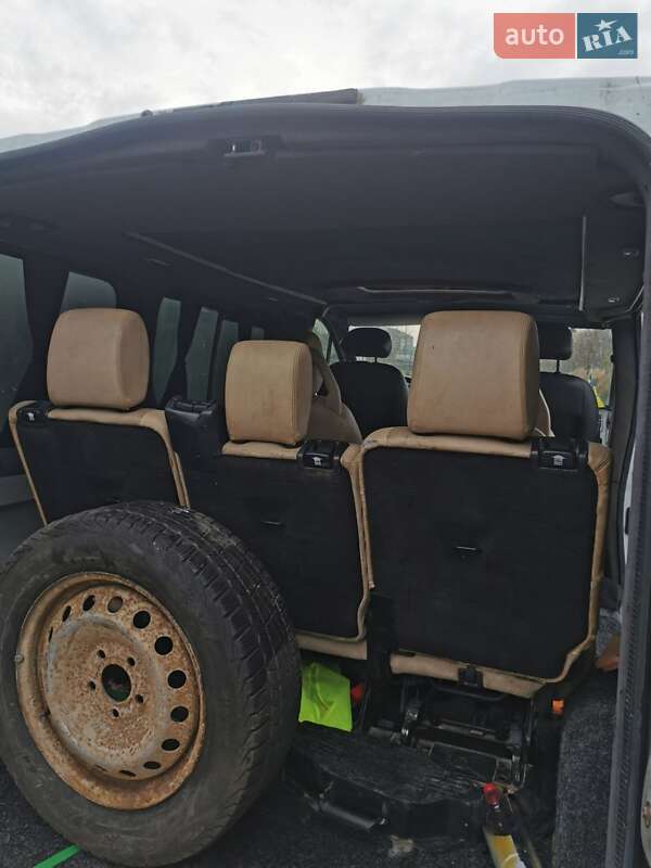 Минивэн Opel Vivaro 2004 в Хмельнике