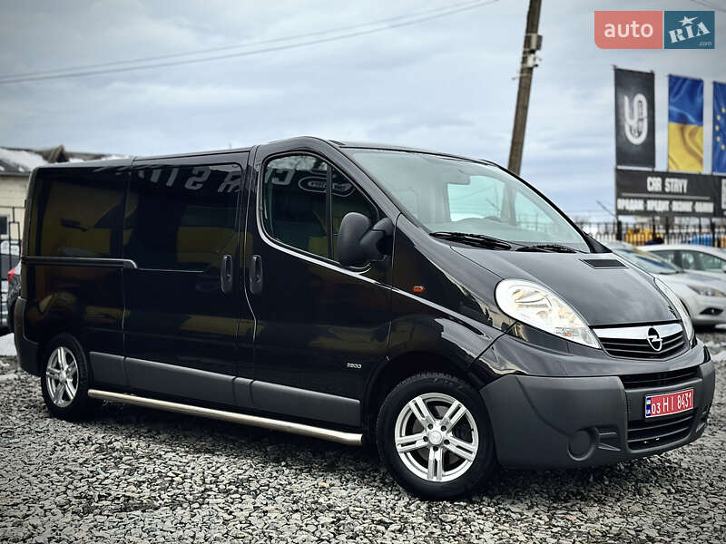 Минивэн Opel Vivaro 2012 в Стрые