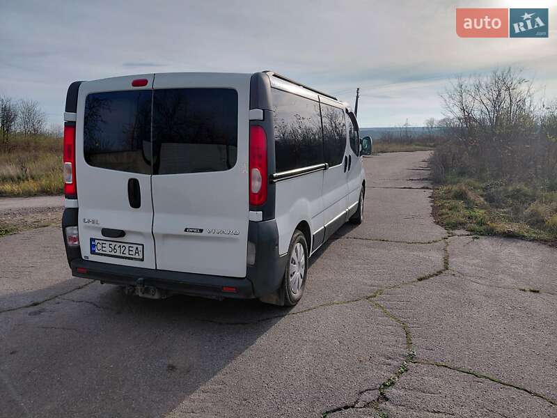 Минивэн Opel Vivaro 2007 в Новоднестровске