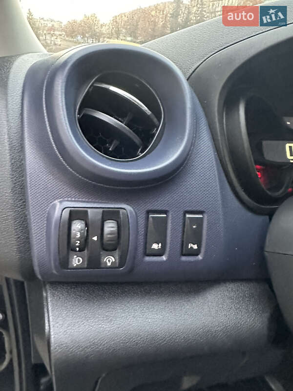 Мінівен Opel Vivaro 2017 в Дубні