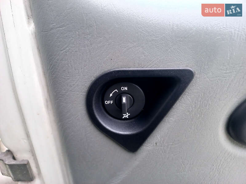 Минивэн Opel Vivaro 2010 в Ковеле