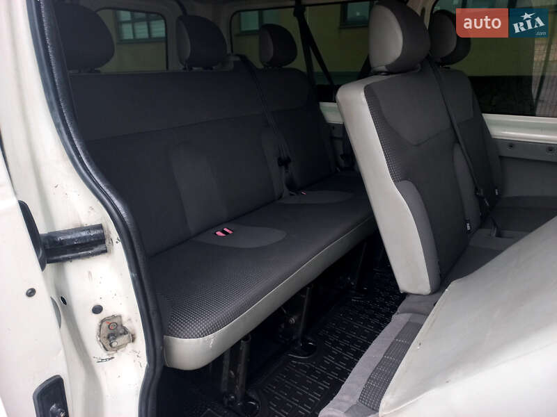 Минивэн Opel Vivaro 2010 в Ковеле