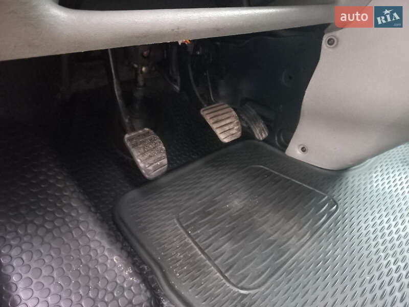 Минивэн Opel Vivaro 2010 в Ковеле