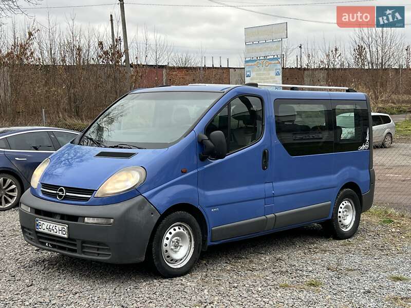 Мінівен Opel Vivaro 2003 в Шептицькому