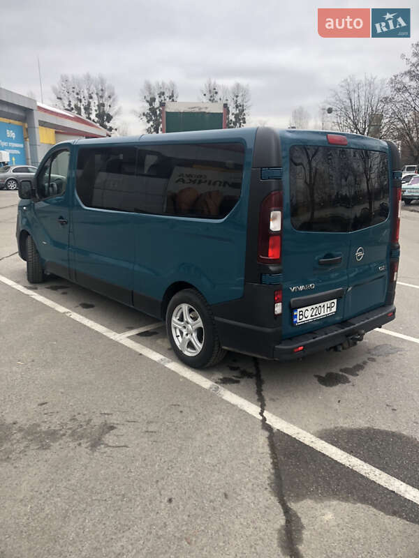 Минивэн Opel Vivaro 2014 в Львове