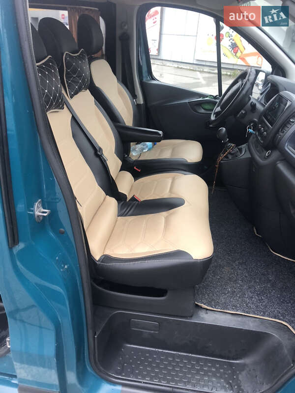 Минивэн Opel Vivaro 2014 в Львове