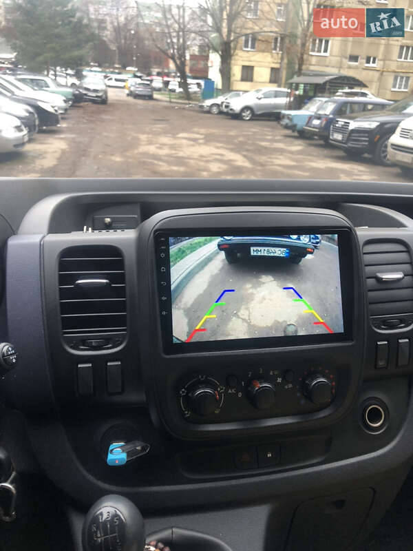 Минивэн Opel Vivaro 2014 в Львове