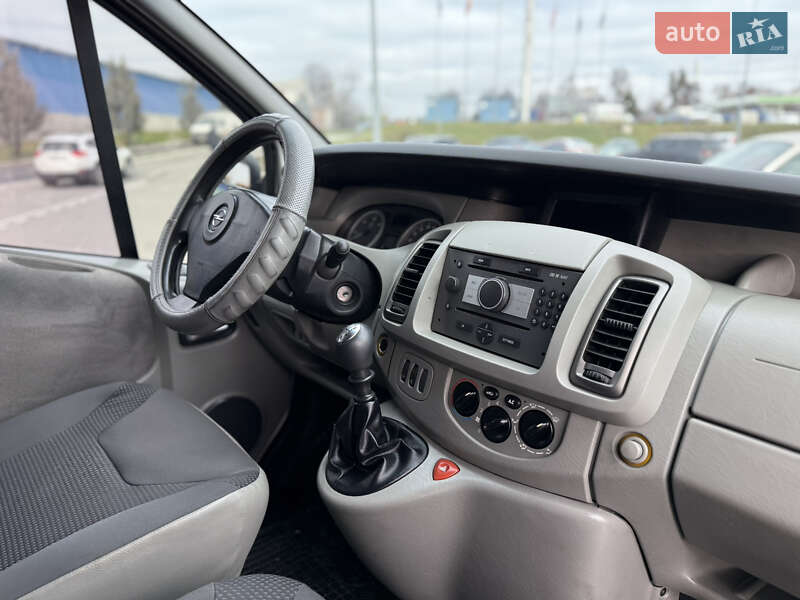 Мінівен Opel Vivaro 2008 в Вінниці