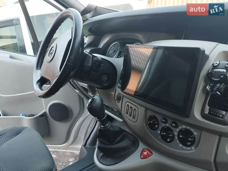 Минивэн Opel Vivaro 2010 в Тернополе фото Минивэн Opel Vivaro 2010 в Тернополе