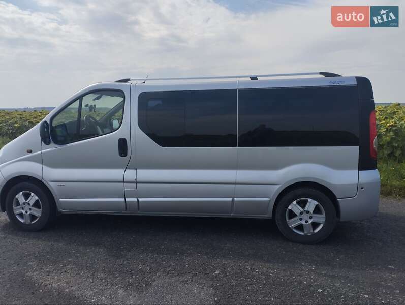 Минивэн Opel Vivaro 2010 в Тернополе фото 12 Минивэн Opel Vivaro 2010 в Тернополе