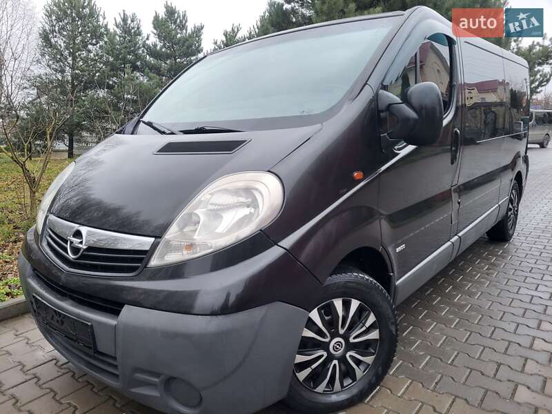 Мінівен Opel Vivaro 2007 в Хмельницькому