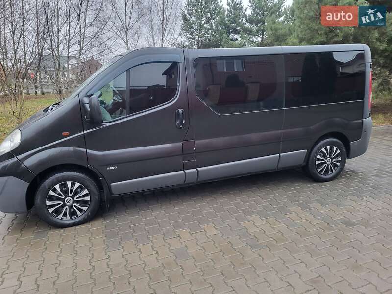 Мінівен Opel Vivaro 2007 в Хмельницькому