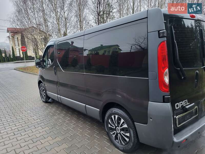 Мінівен Opel Vivaro 2007 в Хмельницькому
