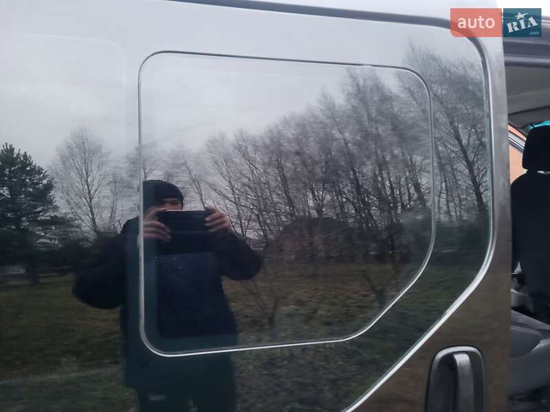 Мінівен Opel Vivaro 2007 в Хмельницькому