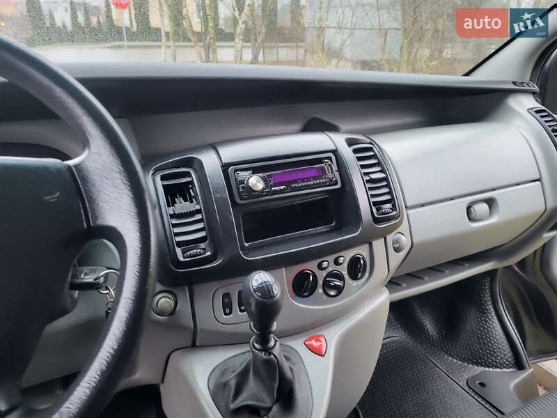 Мінівен Opel Vivaro 2007 в Хмельницькому