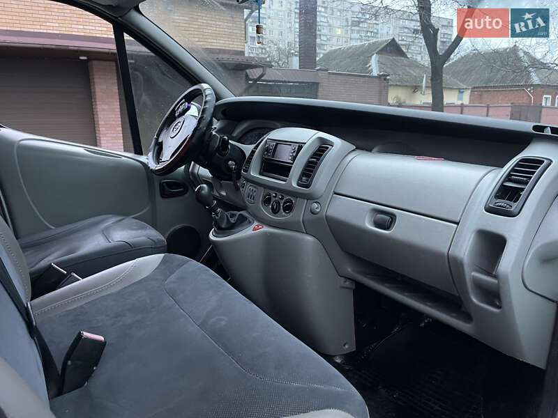 Минивэн Opel Vivaro 2004 в Харькове фото 10 Минивэн Opel Vivaro 2004 в Харькове