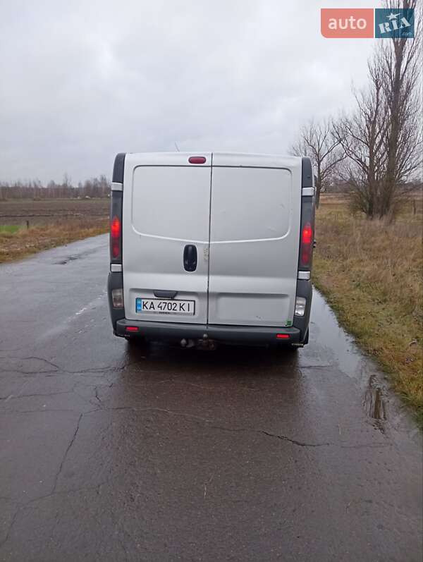 Грузовой фургон Opel Vivaro 2006 в Дубровице фото 5 Грузовой фургон Opel Vivaro 2006 в Дубровице