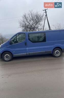 Грузопассажирский фургон Opel Vivaro 2006 в Чечельнике