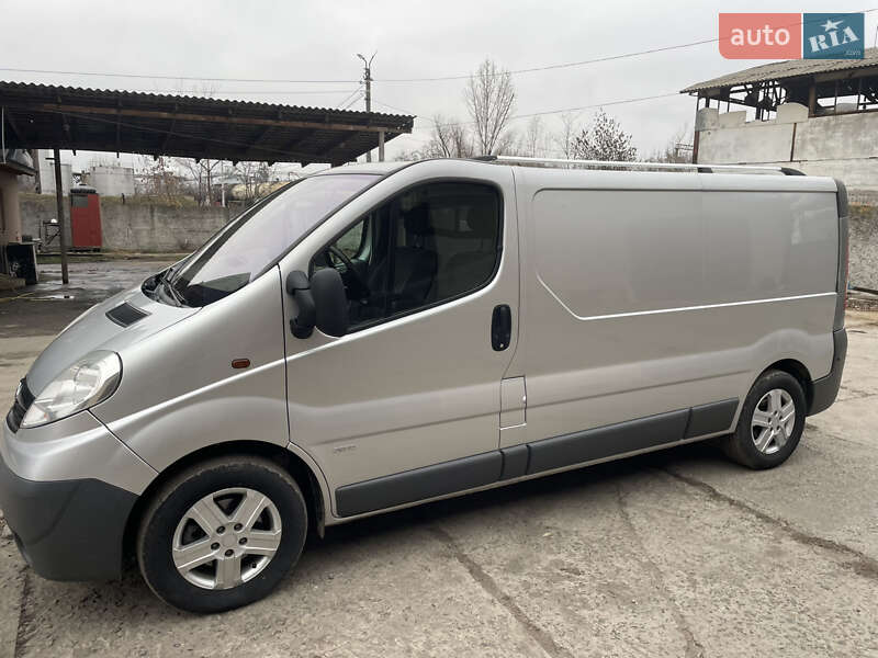 Вантажний фургон Opel Vivaro 2010 в Борисполі