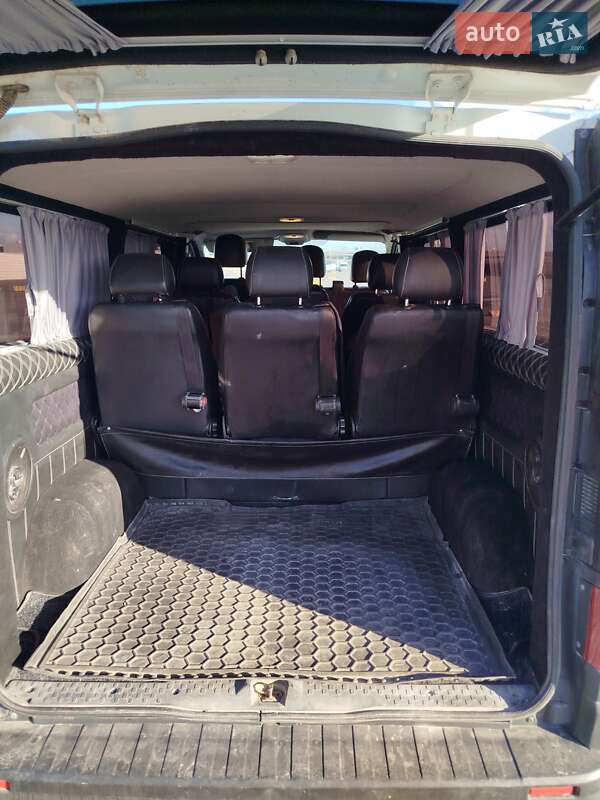 Мінівен Opel Vivaro 2016 в Львові
