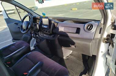 Мінівен Opel Vivaro 2016 в Львові