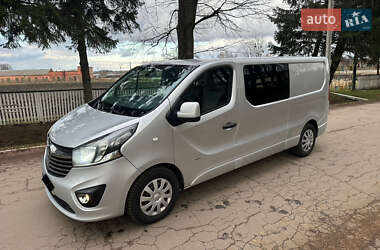 Мінівен Opel Vivaro 2014 в Житомирі